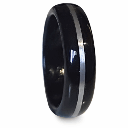 Prsten od Ebonovine sa umetnutom zicom