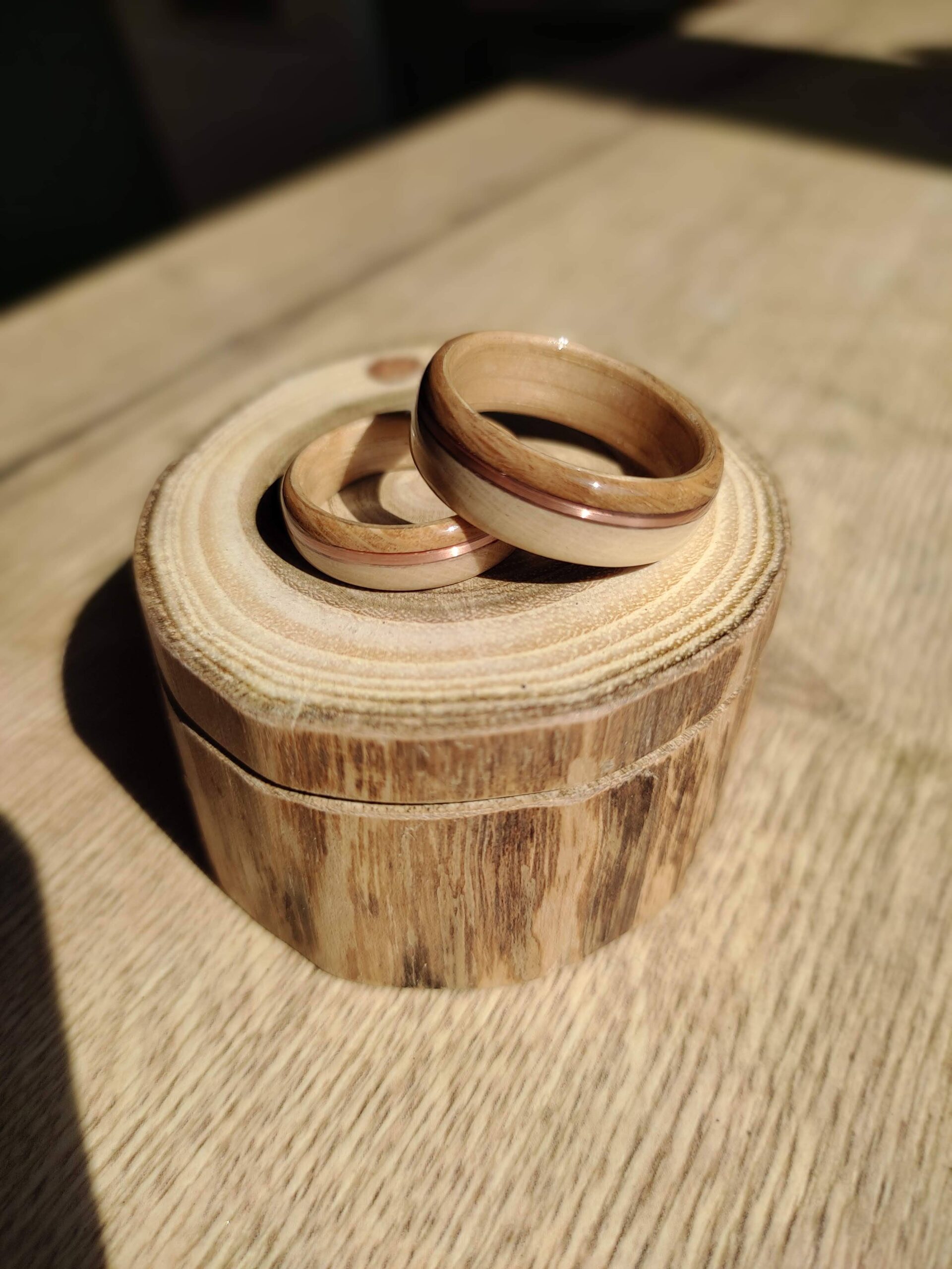 Bentwood burme od bele bukve i rustik hrasta sa mesinganom žicom - Слика 3