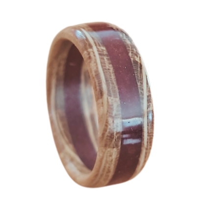 Bentwood prsten sa epoxy smolom – Rubin