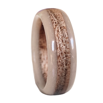 Bentwood prsten od oraha sa epoxy smolom – Granit